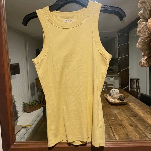 Madewell Tops - 🌸 Madewell Yellow Tank Size XXS